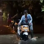 Banjir Rendam Kompleks Joglo Baru di Kembangan Jakarta Barat