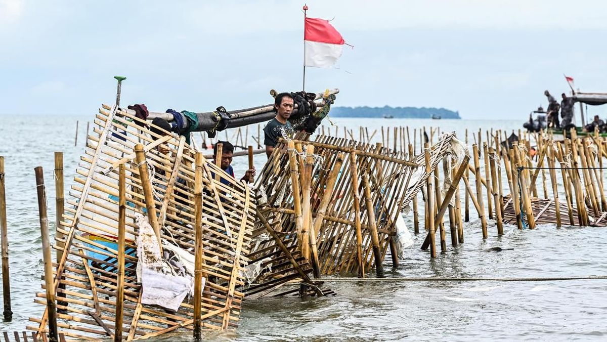 Presiden Prabowo Bongkar Pagar Laut sebagai Upaya Menjaga Ekosistem Maritim