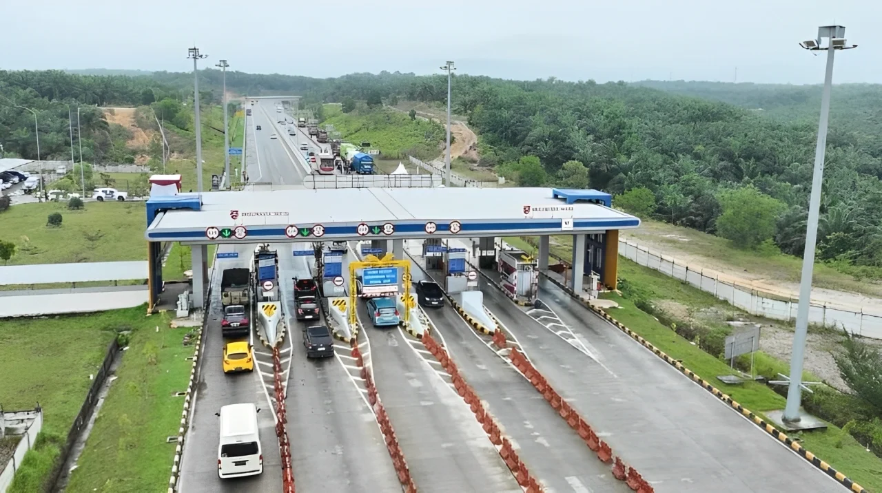 Pemerintah Turunkan Tarif Tol dan Tiket Pesawat untuk Kelancaran Mudik Lebaran