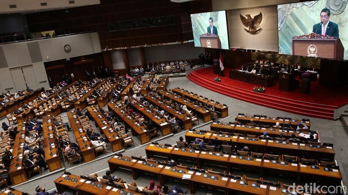 DPR RI Sahkan Revisi UU TNI, Disetujui oleh Peserta Sidang Paripurna