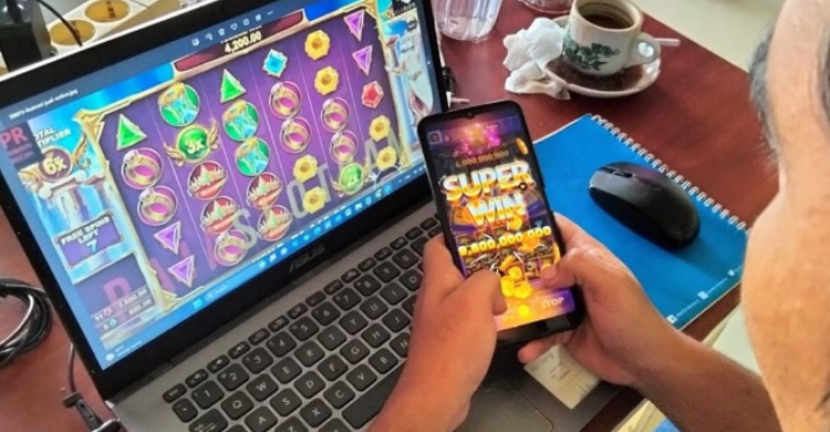 Pemerintah Serukan Perang Terbuka terhadap Judi Daring
