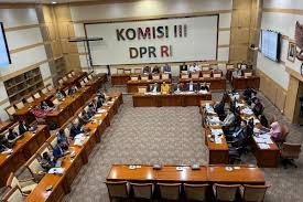 Pemerintah Pastikan RUU KUHAP Lindungi Hak Pembela