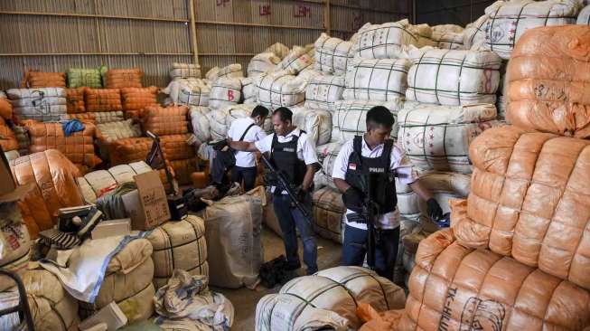 Kontribusi TNI-Polri Bentuk Komitmen Pemerintah Hentikan Penyelundupan