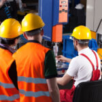 Mendukung Langkah Strategis Pemerintah Cegah PHK