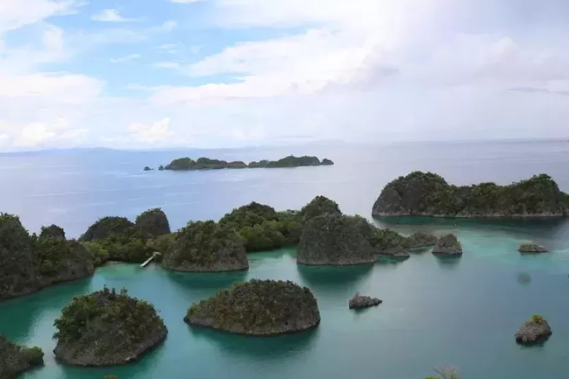Pemerintah Tegaskan Tidak Ada Izin Tambang Baru di Raja Ampat