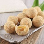 Onde-onde: Si Bulat Kenyal yang Nikmat