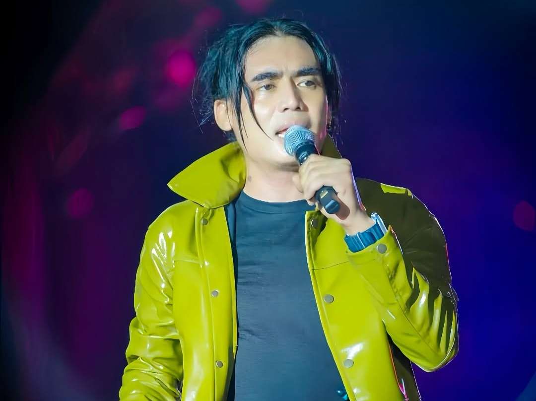 Inilah Alasan Charly Van Houten Bebaskan Lagunya Dinyanyikan