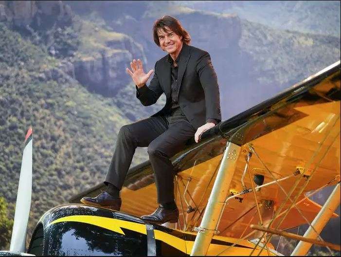 Tom Cruise Akan Terima Penghargaan Oscar Kehormatan