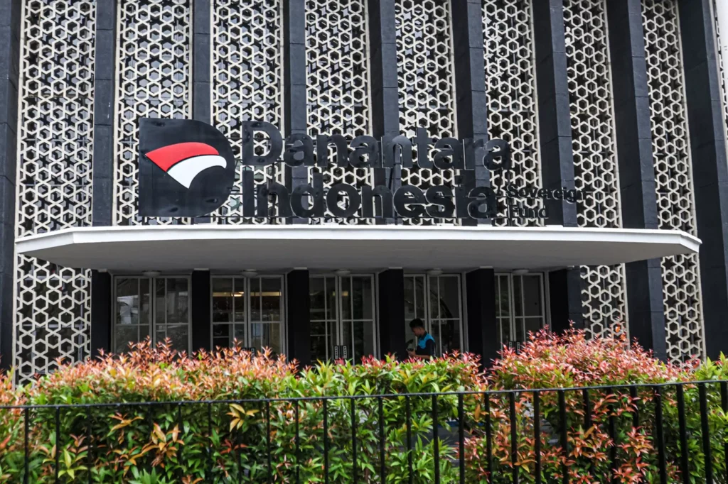 Danantara Pastikan Holding Segera Berjalan Untuk Dorong Akselerasi Investasi