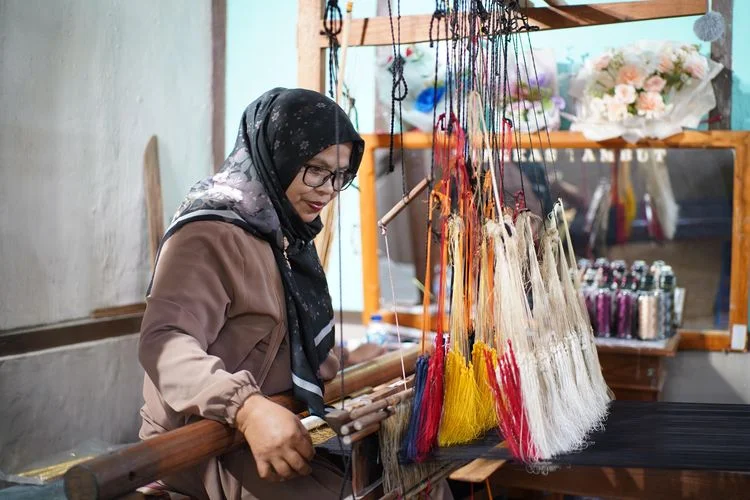 Danantara Dorong Transformasi Inklusi Keuangan Melalui Orange Bonds