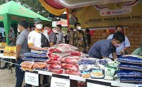 Pemerintah Gerak Cepat Jaga Stabilitas Stok dan Harga Beras dengan Operasi Pasar