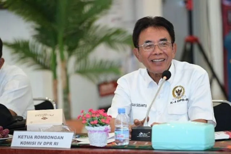 Pemerintah Lawan Mafia Pangan, Bongkar Korupsi Beras