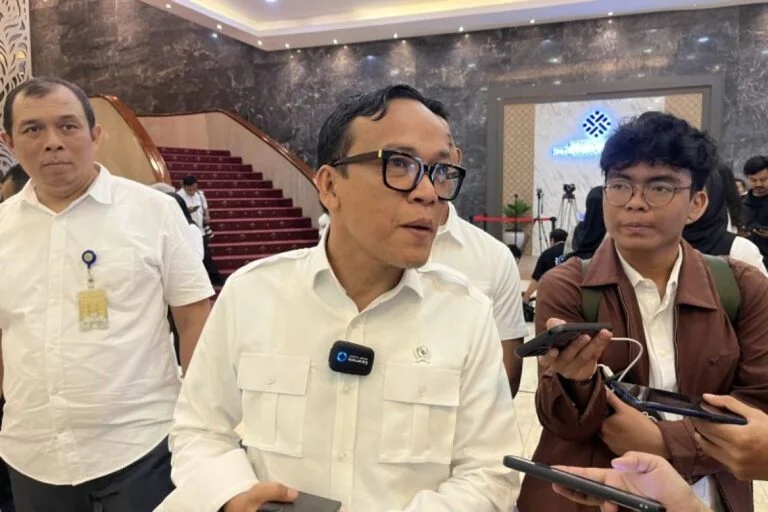 Pemerintah Kawal Ketat Dunia Pendidikan Profesi dari Mafia Regulasi