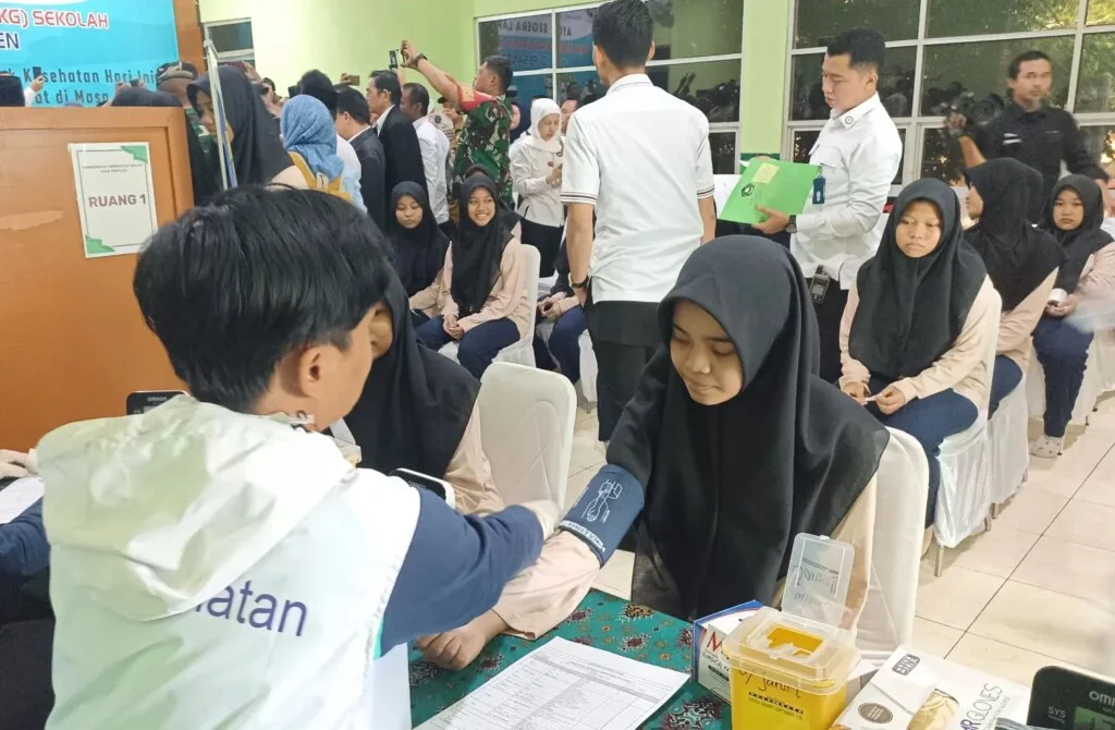Pemerintah Luncurkan Serentak CKG di Seluruh Sekolah dan Pesantren demi Pemerataan Layanan Kesehatan