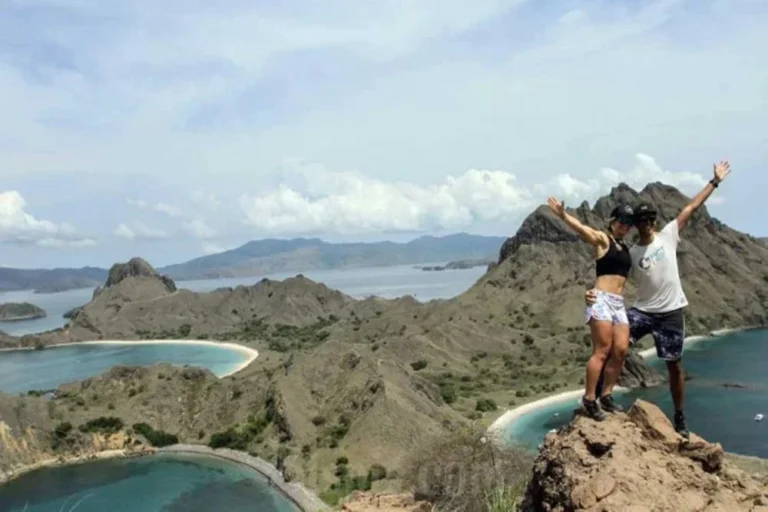 Masyarakat Aktif Dilibatkan Dalam Pembangunan Fasilitas Ekowisata Pulau Padar