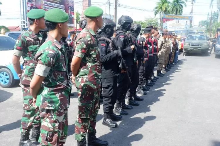 TNI-Polri Solid Redam Provokator Narasi Hoaks Demonstrasi