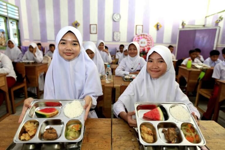 Satu Tahun Prabowo–Gibran: MBG Capaian Besar Sinergi Gizi, dan Gerakkan Ekonomi Rakyat