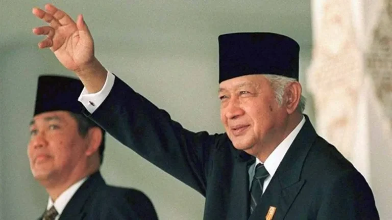 Parlemen hingga Masyarakat, Dukungan untuk Soeharto sebagai Pahlawan Nasional Mengalir Deras