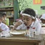 Program Makan Bergizi Gratis Capai Jutaan Penerima, Serap Tenaga Kerja Lokal