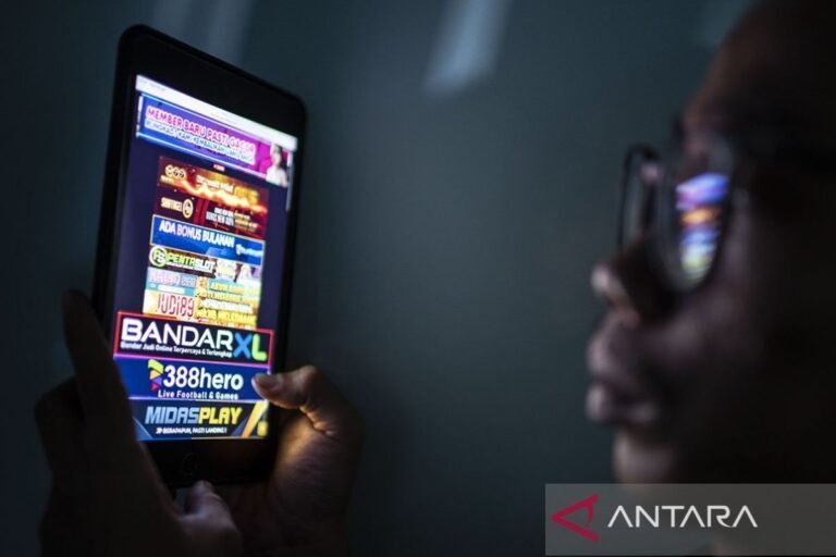 ⁠⁠Pemerintah Tingkatkan Literasi Digital, Lindungi Generasi Muda dari Bahaya Judi Daring