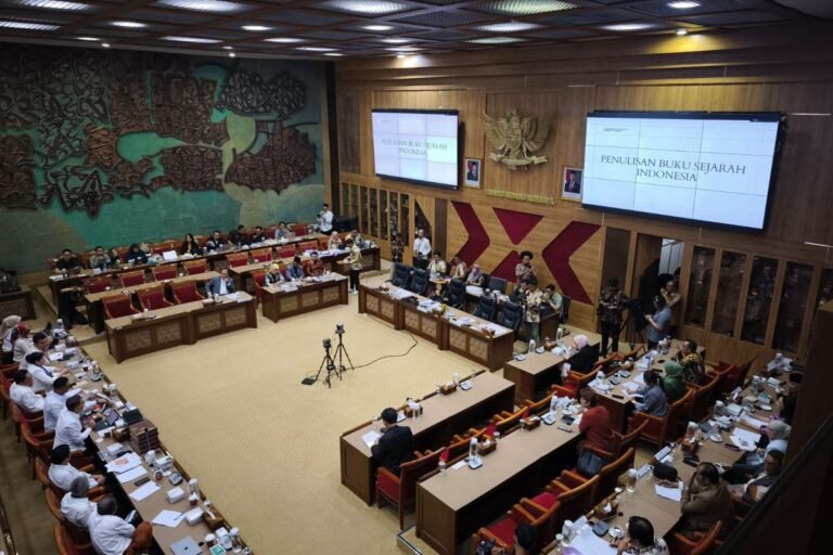 Masyarakat Dukung Penetapan Ulang Sejarah untuk Kuatkan Identitas Bangsa