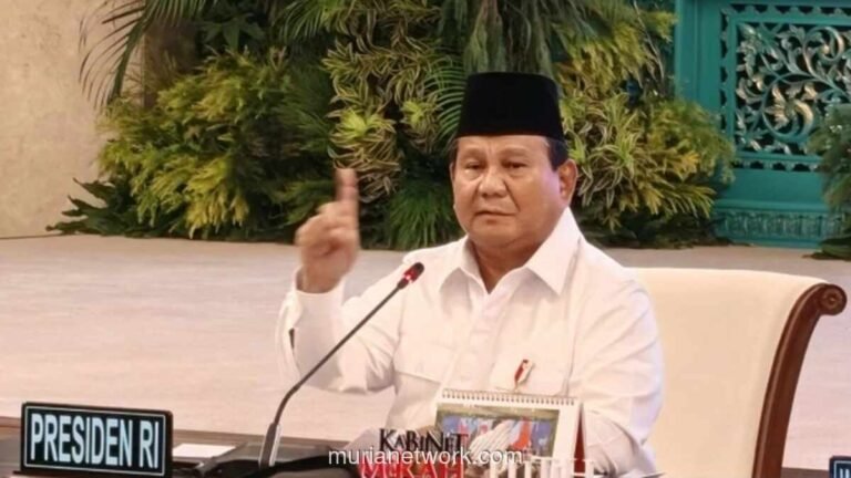 Presiden Prabowo Tegaskan Indonesia Mampu Tangani Bencana Sumatra, Tolak Bantuan Asing