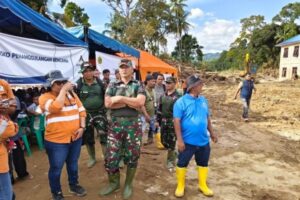Dari Posko ke Huntara, Korban Banjir Sumatera Mulai Bangun Kembali Keluarga