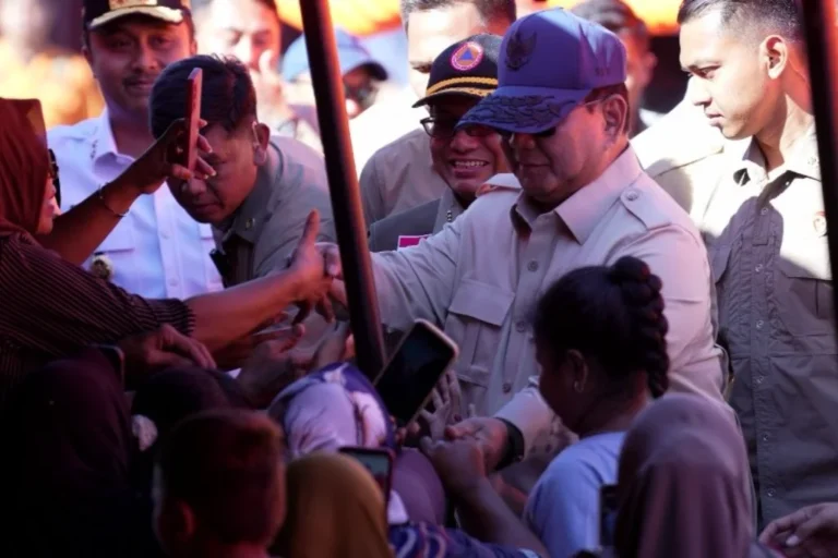 Kunjungan Presiden Prabowo Pastikan Penanganan Posko, Kesehatan, dan Infrastruktur Pascabencana Kembali Berfungsi