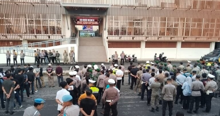 Pengamanan Humanis Sukses Jaga Perayaan Tahun Baru Aman dan Nyaman