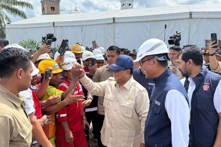 Pemulihan Hunian Sementara Dipercepat, Prabowo Pastikan Layanan Dasar Warga Kembali Normal