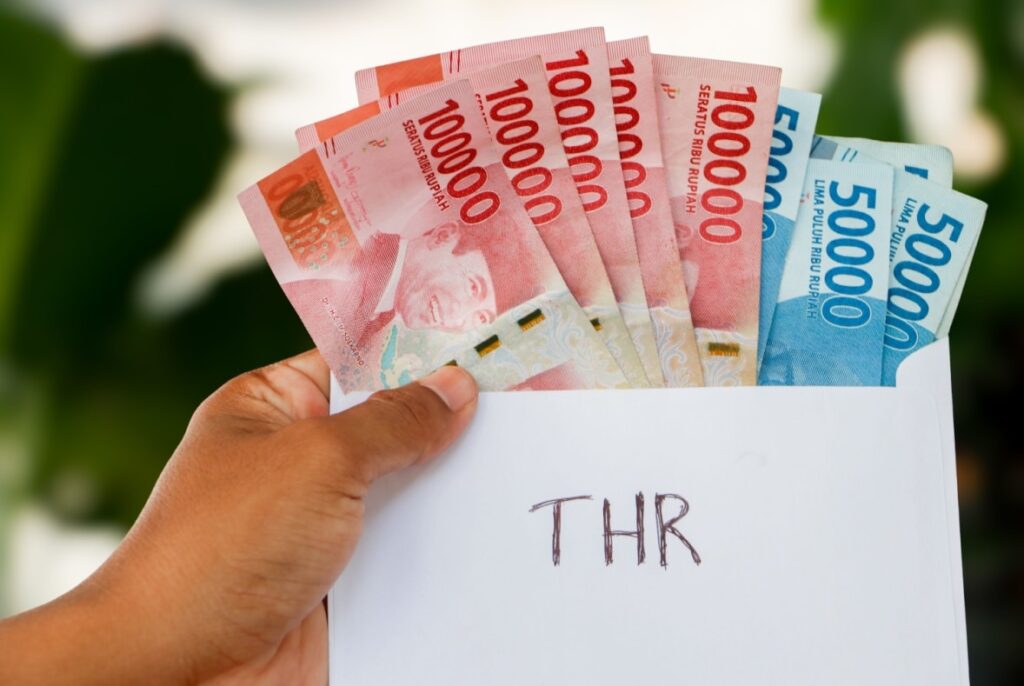 THR Cair Jelang Lebaran, Konsumsi Masyarakat Diprediksi Melonjak