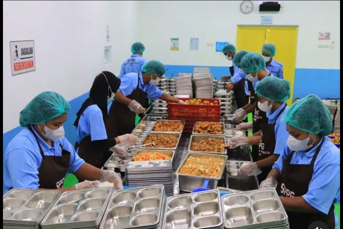 Pemerintah Optimalkan MBG Melalui Mama Papua dan Tenaga Lokal