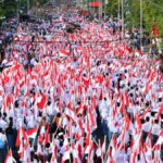 Ribuan Mahasiswa Gelar Kirab Merah Putih, Serukan Persatuan Tanpa Provokasi