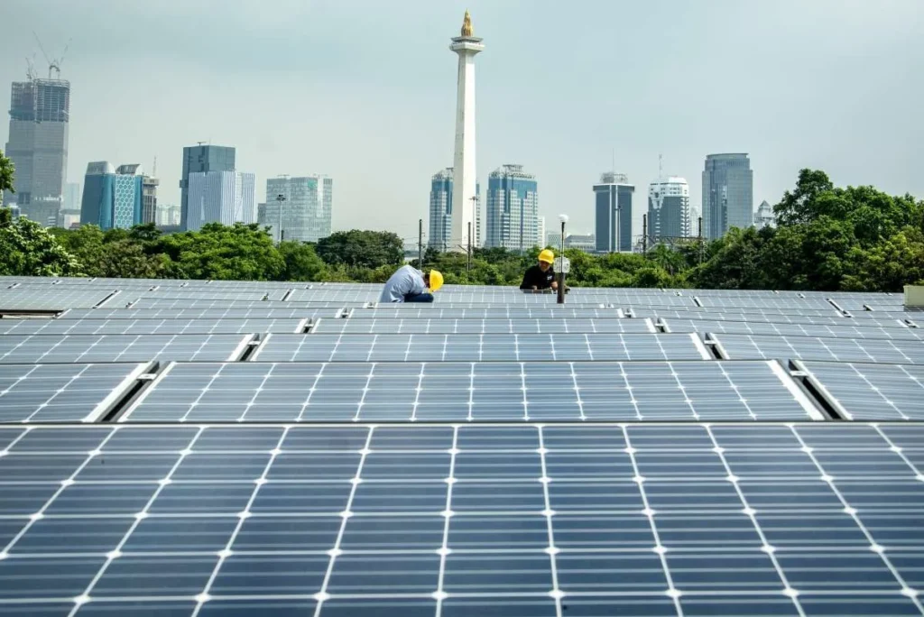 Megaproyek PLTS: Indonesia Berani Menjemput Masa Depan Energi Bersih