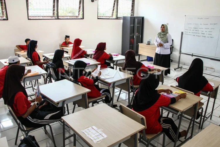 Kurikulum Digital dan Sekolah Rakyat Yang Makin Adaptif dan Berdaya Saing