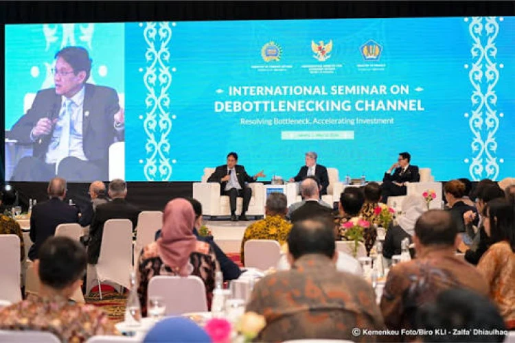 Dari Perizinan hingga Investasi, Debottlenecking Jadi Mesin Pertumbuhan Ekonomi Baru
